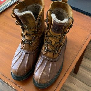 Sherpa lined waterproof FRYE boots.